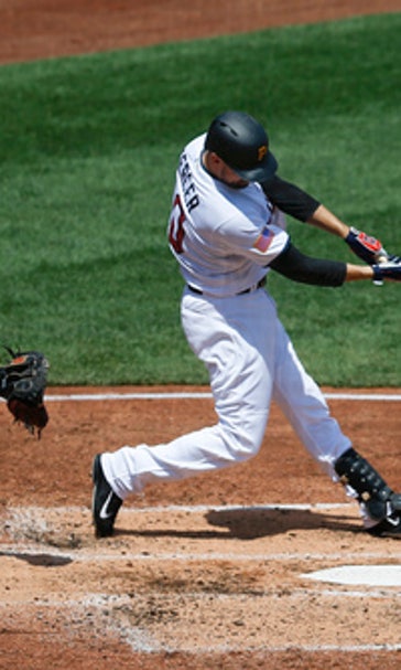 Belt leads Giants over Pirates 5-3 for 6th straight win (Jul 02, 2017)